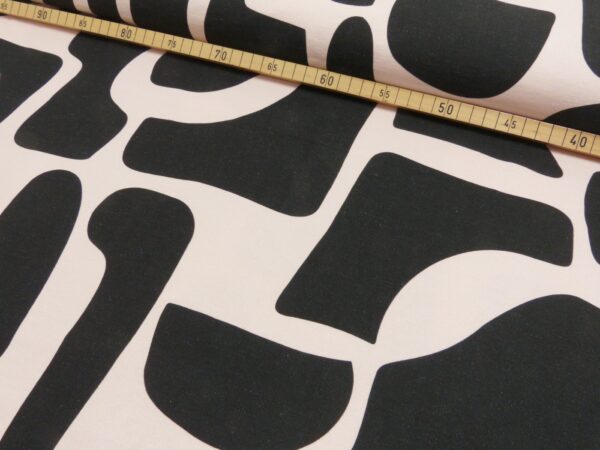 Coupon ca 140 x 150 French Terry abstract shapes black/soft pink - Afbeelding 3