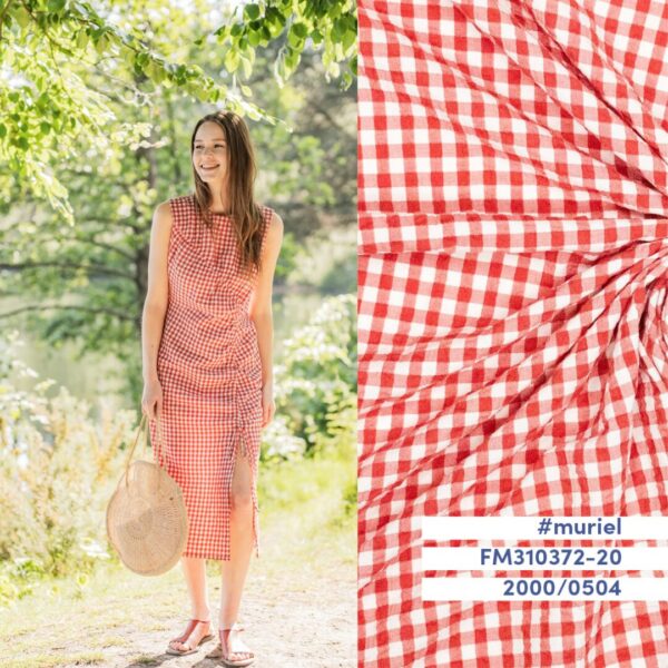 Woven seersucker checks red